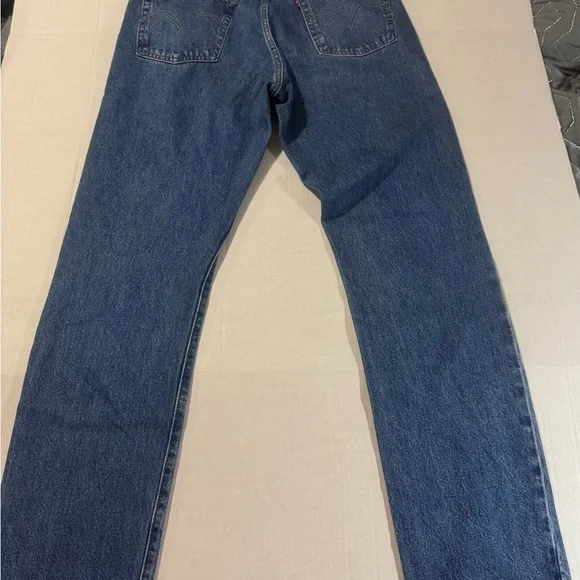 Levi's Button Fly 501 Blue Relaxed Jeans with Faded Details - Picture 6 of 8